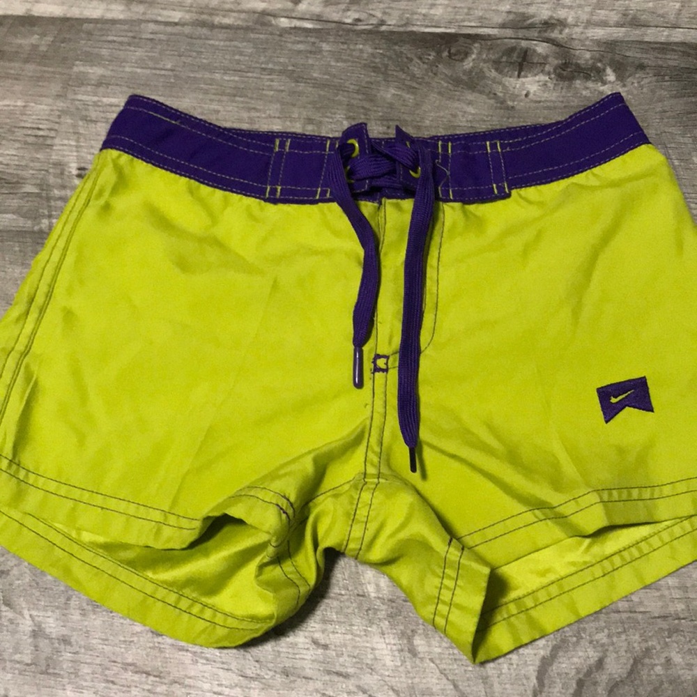 ⭐️LAST CHANCE! Girls Nike shorts - Size small